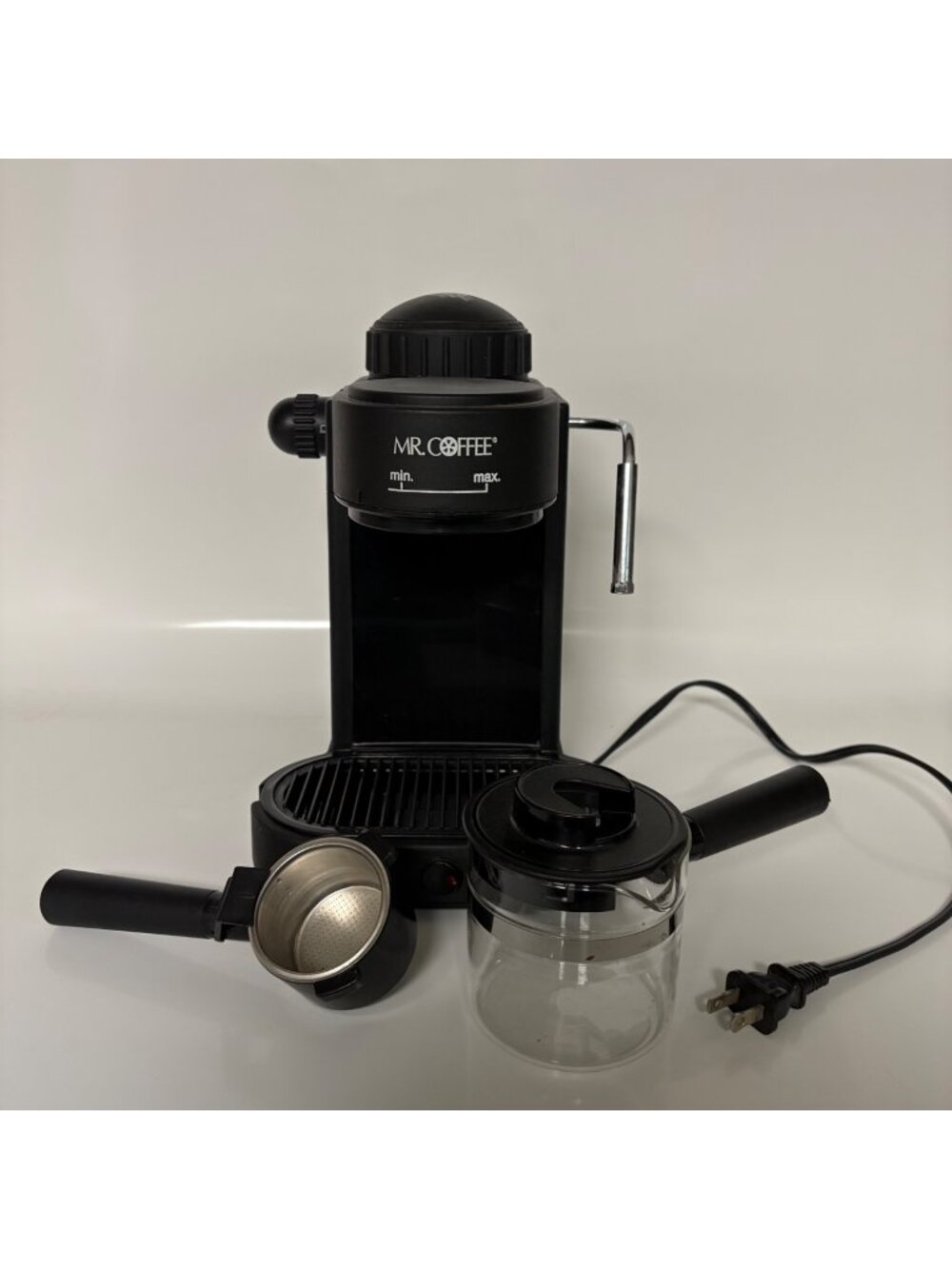 Mr Coffee Steam Espresso Cappuccino Maker With Frothing Arm 4-Cup Capacity ECM8